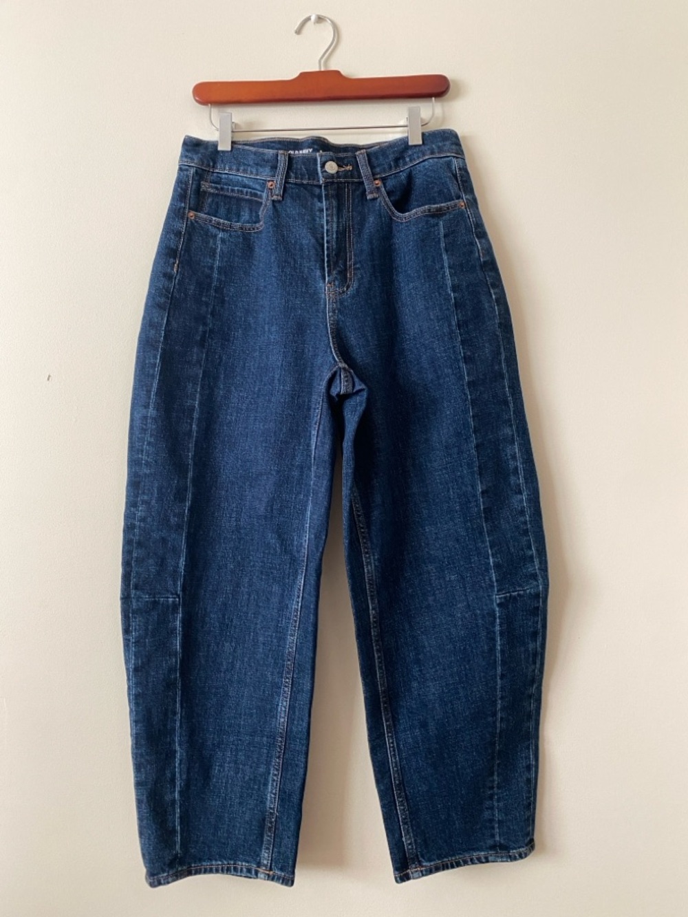 Old Navy Evie High Rise Barrel Leg Dark Wash Trending Jeans Size 8 - Picture 15 of 16